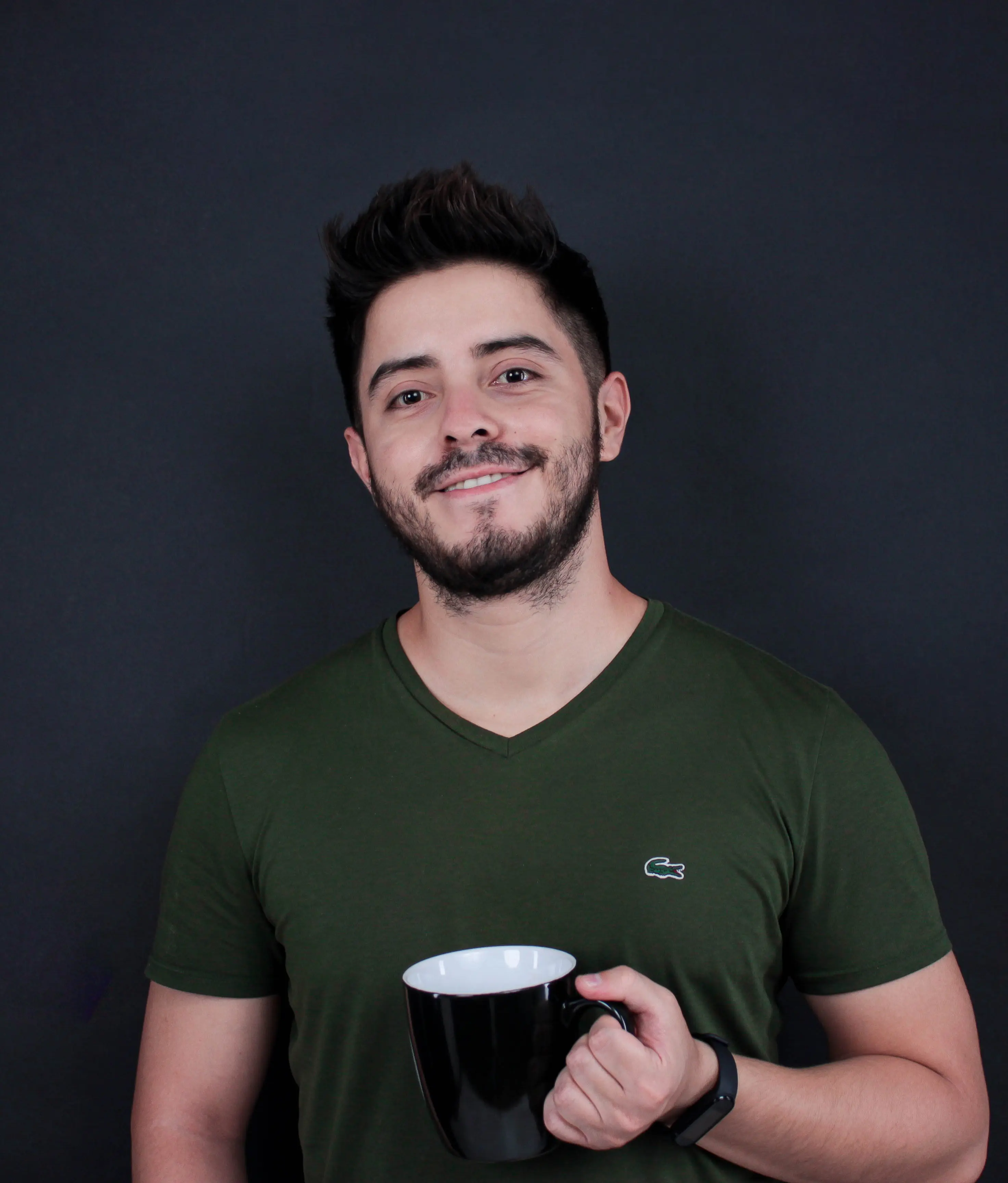 Imagen de perfil de Matias, tomando una taza de café